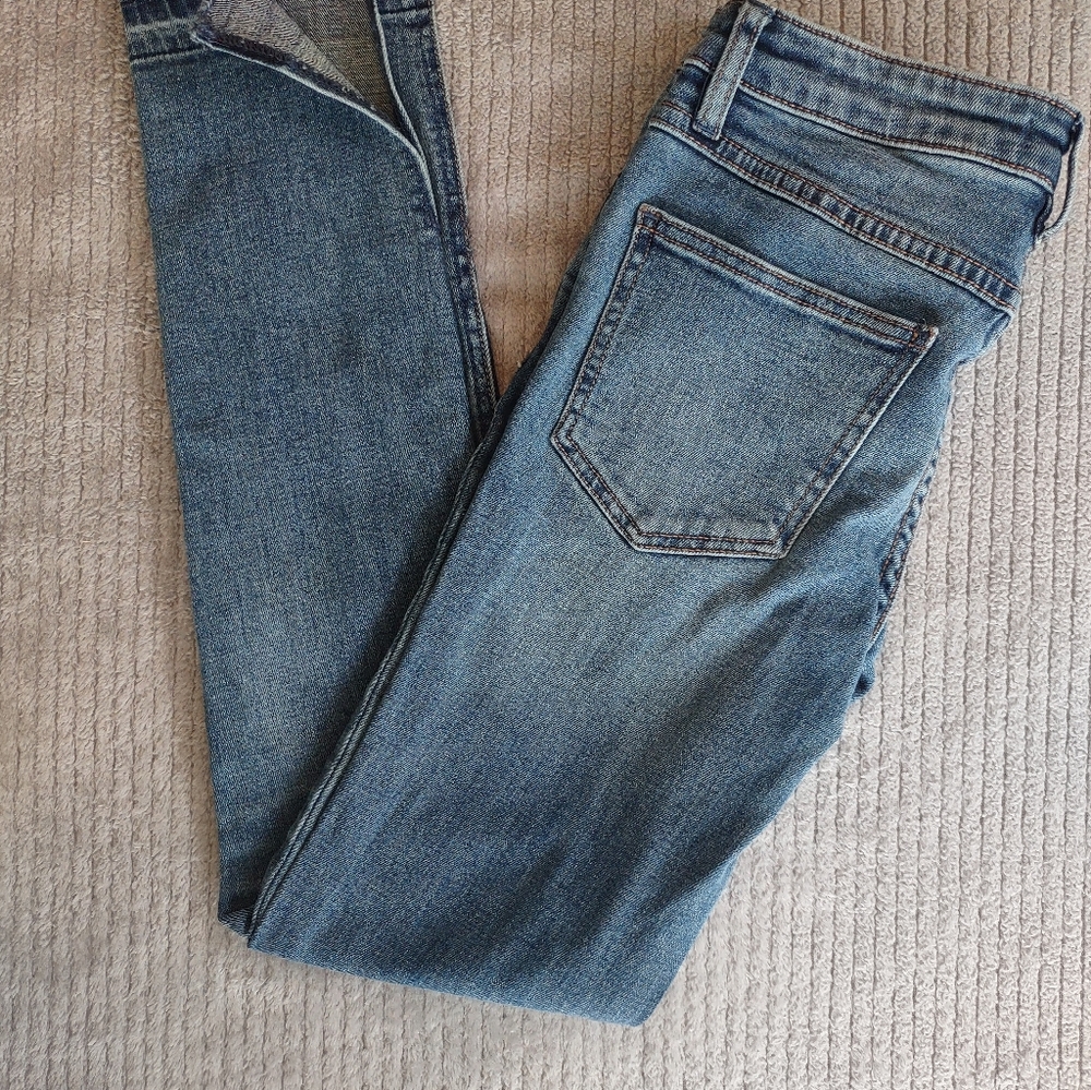 Free People Jeans-Split Cuff euc, 25